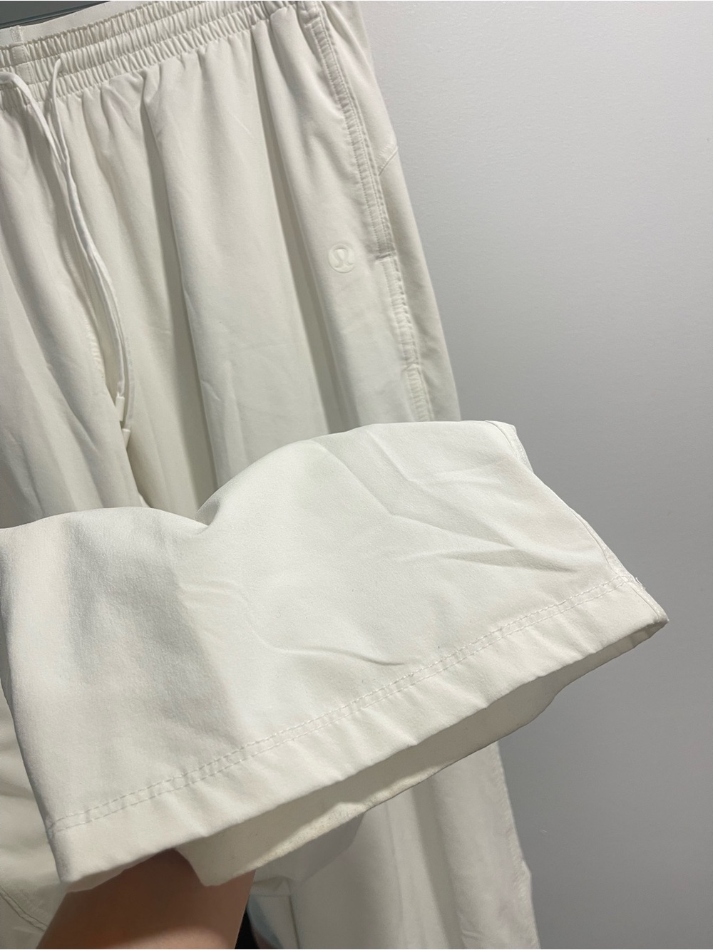 Lululemon Court Rival Wide Leg Track Pant Regular White size 10 - Picture 9 of 16